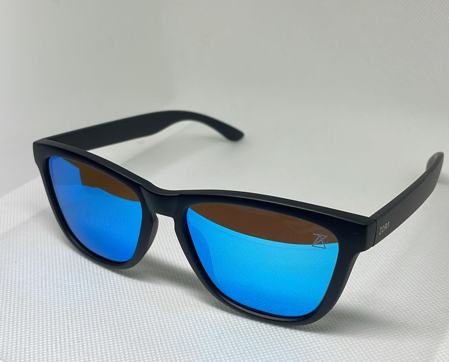 OCULOS SOLAR ZORA 0625 C128 R UV400 PRETO/AZUL