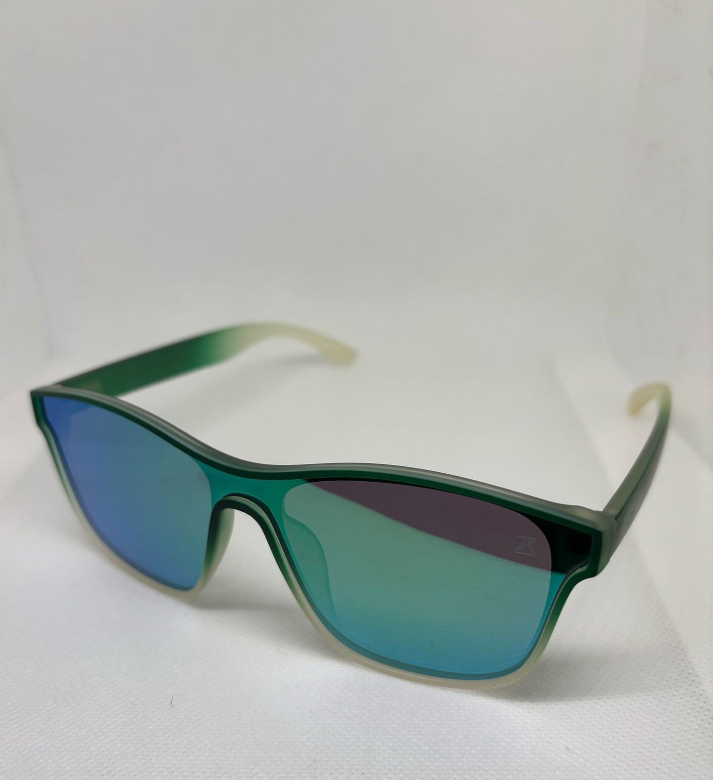 Oculos Zora velocity 0663 C-154 Degrade Esp.verde